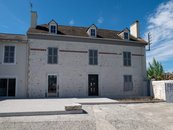 ravalement façade uzos 65 après